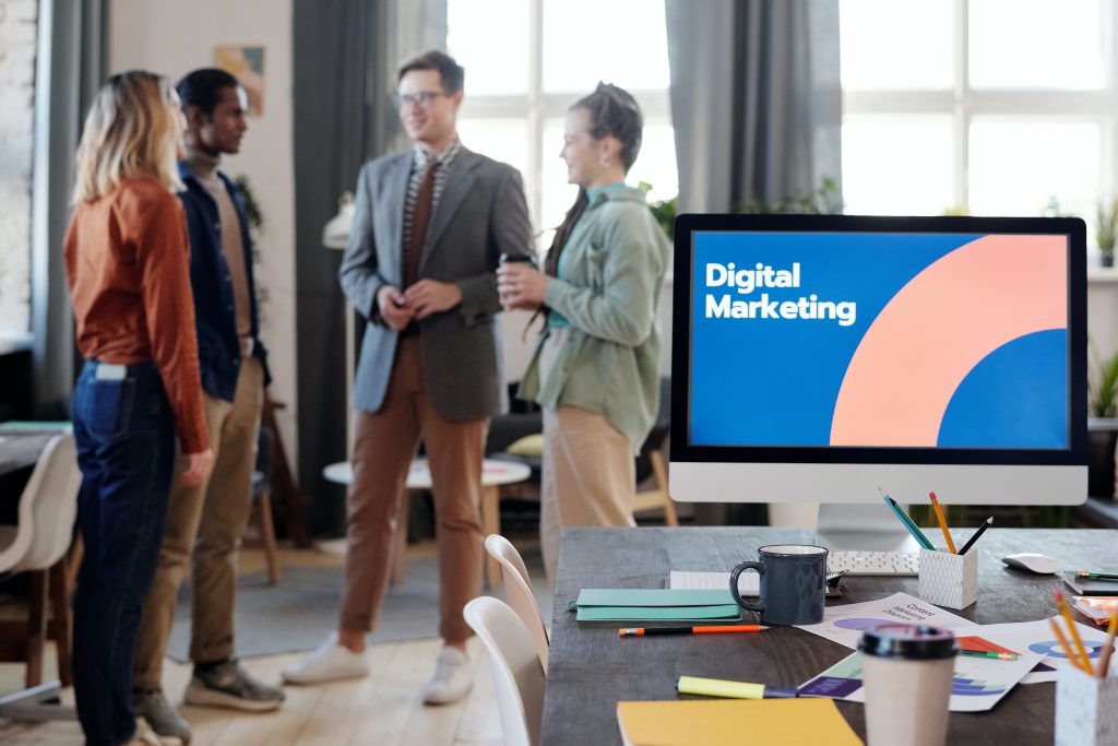 Estratégias de Marketing e Comunicação para gerenciamento de leads. Meets.